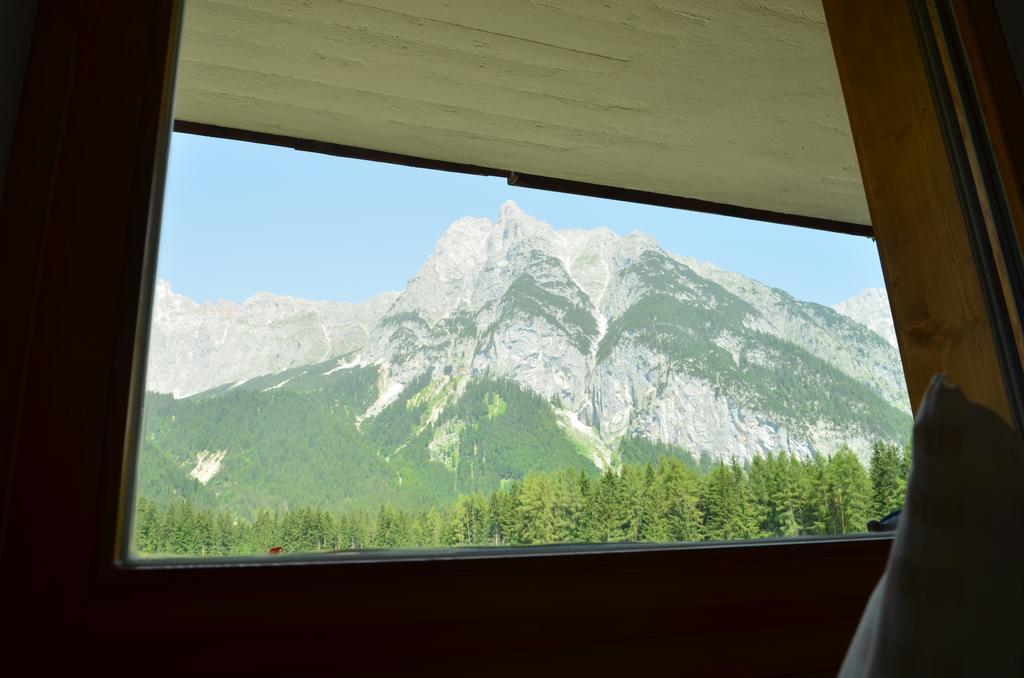Landhaus Ahrn Leutasch Room photo